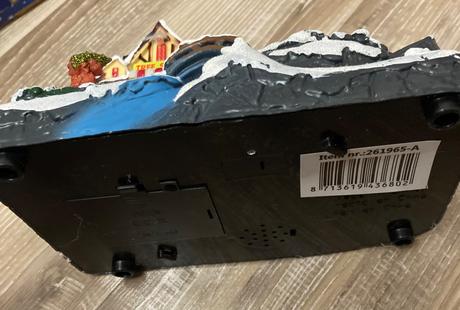 Krásna svietiaca zimná vianočná dekorácia, 