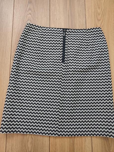 Sukna, marks & spencer,40