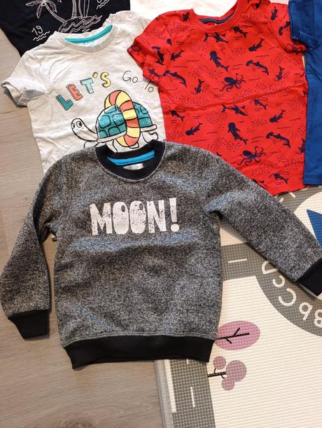 Mix oblečenia-jarné, 86–98