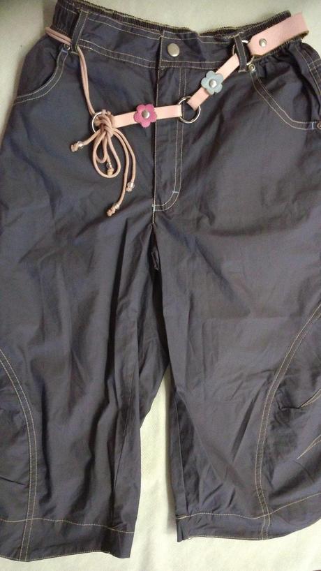 Kraťasy s opaskom, 152