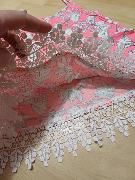 Krásny lahky letny top, pumpkin patch,116