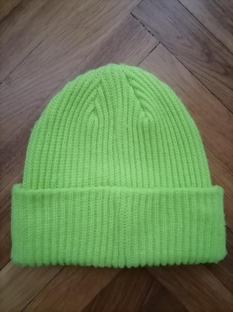 1x použitá h&m čiapka, h&m,146