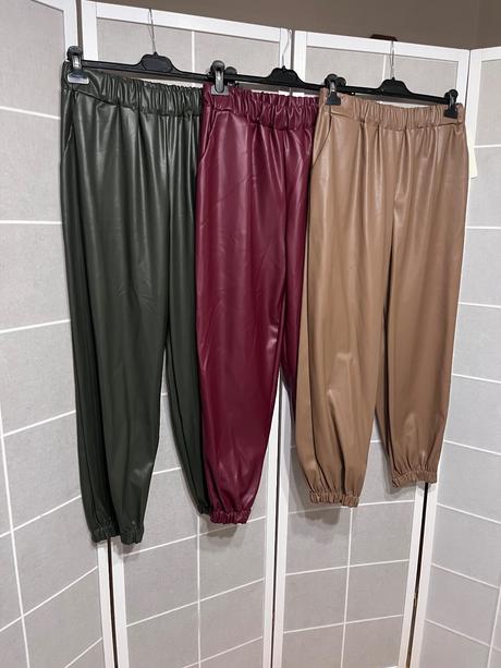 Dámske koženkové nohavice, l / m