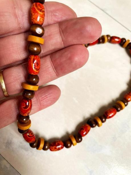 Drevený etno náhrdelník, 