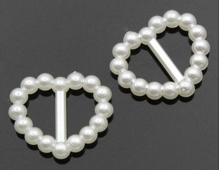 Akrylové ozdobné srdiečka 17x15 mm, 