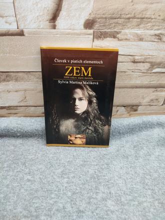 Človek v piatich elementoch - zem,