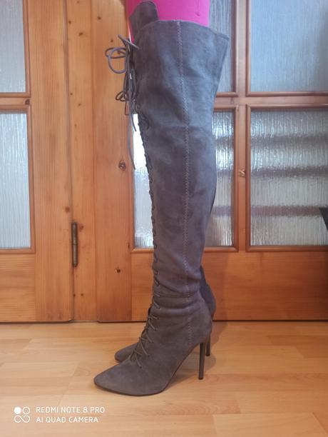 Semišové čižmy, 40