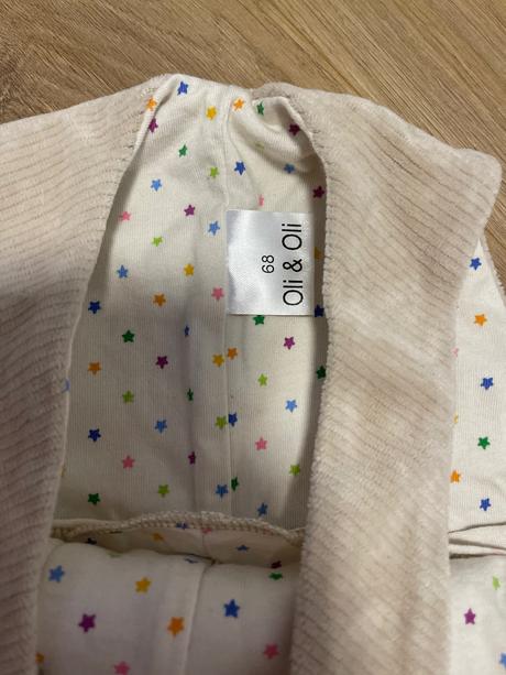 Nohavice na traky, 68