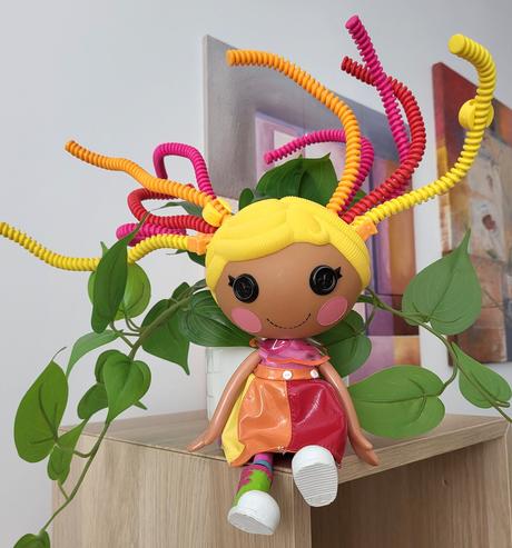 Bábika lalaloopsy silly hair april sunsplash,