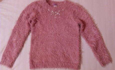 Chlpatý sveter s kamienkami, na 8-9 r, f&f,134