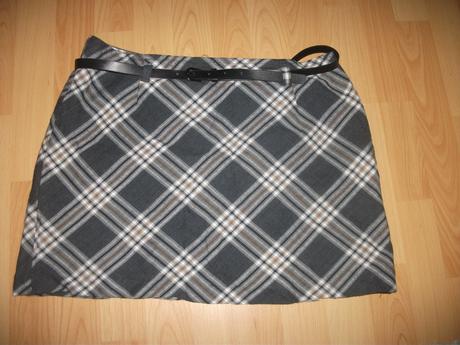 Karovana suknicka, kik,38