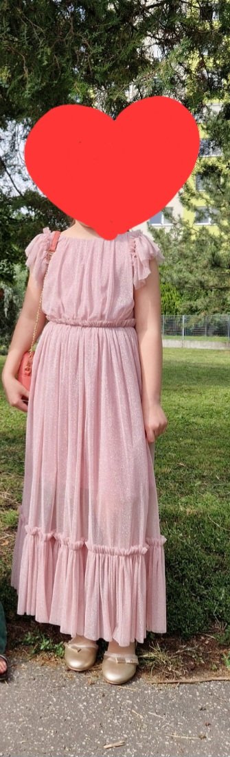 Dievčenské šaty, 146