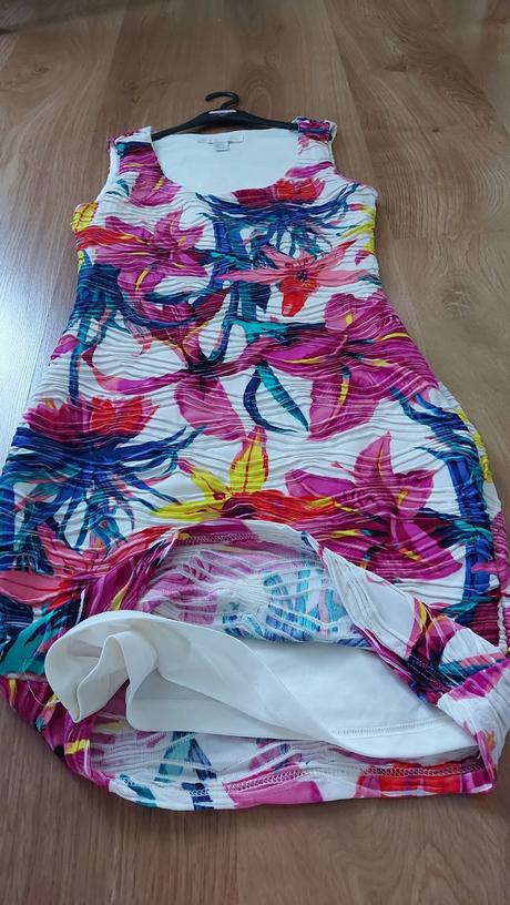 Kvetinové šatičky, amisu,36