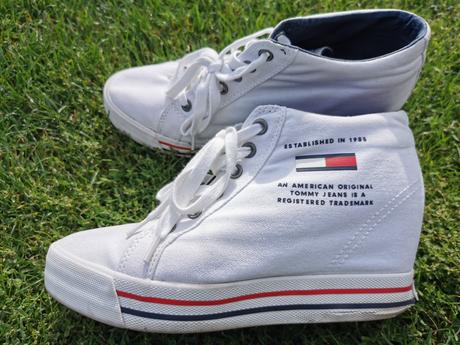 Platené tenisky, 39