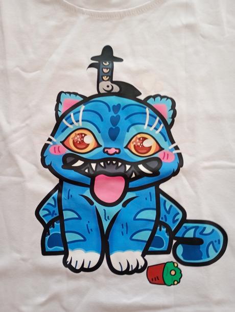 Tričko bavlnené huntrix veľ.120, 122