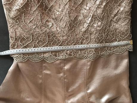 Spoločenské saty, 42