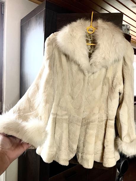 Kožuch z pravej kožušiny 40, 42, 40