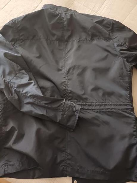 Kvalitná prechodná pánska bunda joop č.l/xl, xl