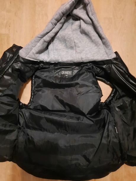 Vesta hrubá vel.s, s