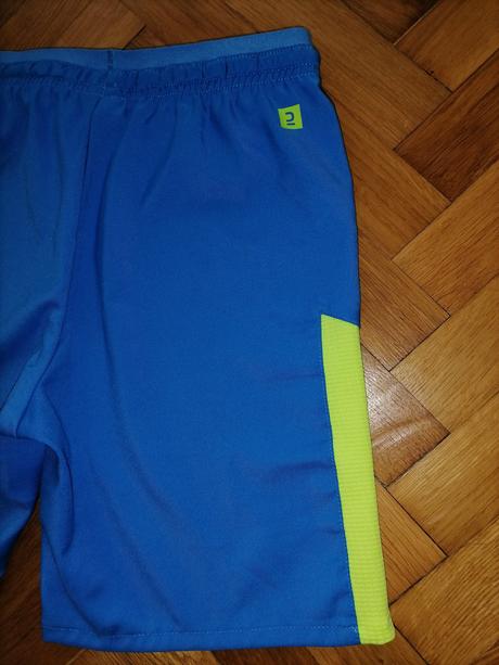 2x oblečené decathlon plavky, decathlon,134