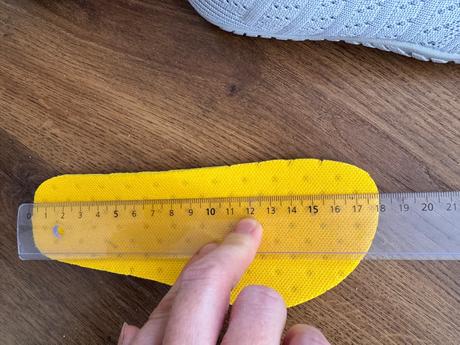 Barefoot tenisky, 28