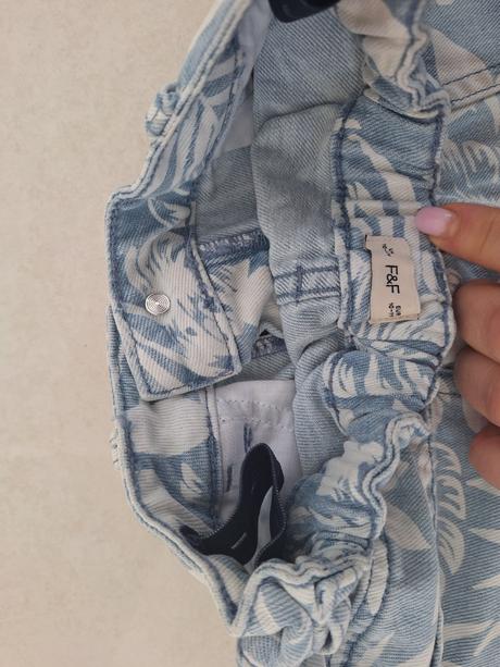 Predam kratasy, h&m,140