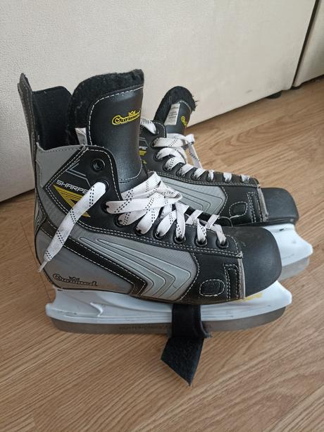 Korčule, crowned,39