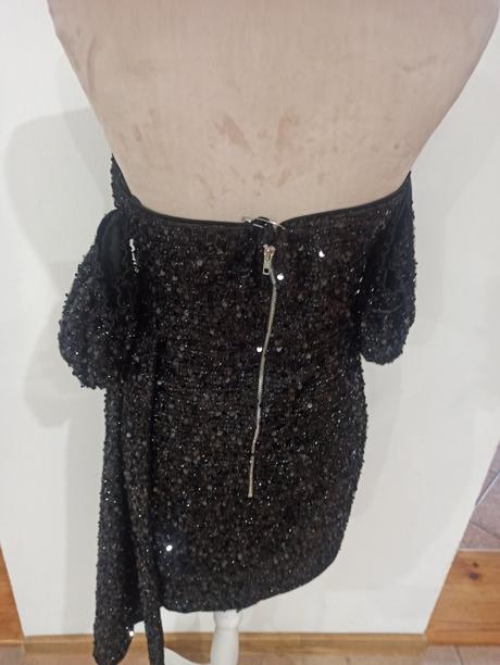 Spoločenské šaty, m