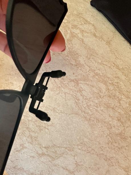 Klip slnečný na dioptricke okuliare., 