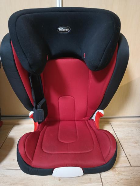 Autosedačky 15-36 kg, britax