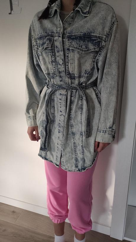 Úžasná bunda, bershka,34