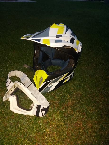 Nová prilba na motorku, 