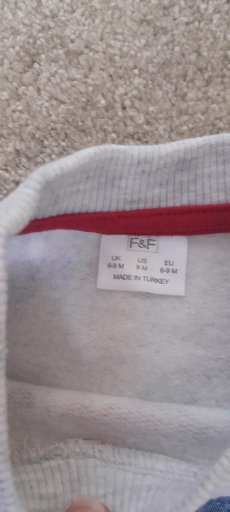 Vianočný sveterik, f&f,74