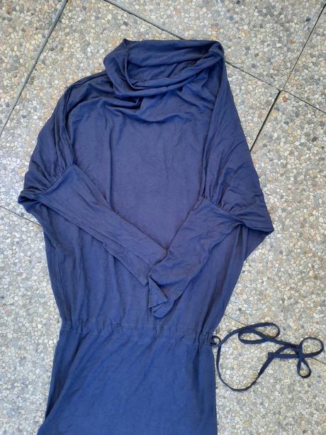 Zlava. šaty velk. m/l., m