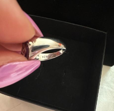 Strieborný prsteň fialový cosmic ts 7, thomas sabo