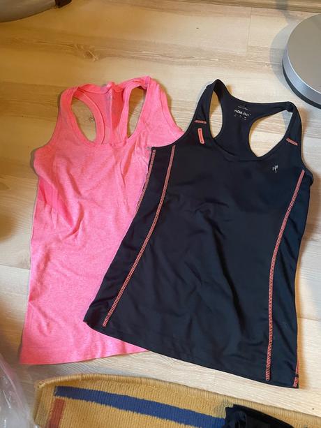 2x top na cvičenie xs a s, s