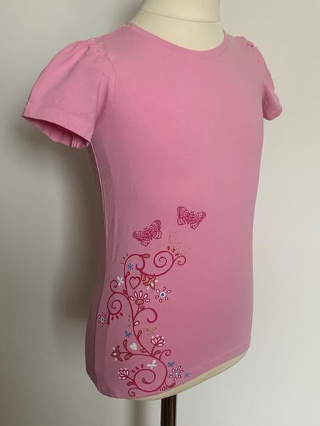 Ružové tričko s aplikáciou, 122