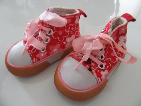 Kvetové plátenky, <17