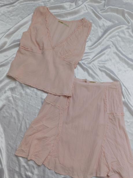 Luxusny hodvabny letny kostym, 38