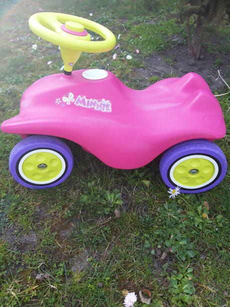 Minnie mouse autíčko - odrážadlo,