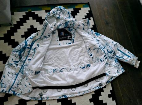 Prekrasna superstylova lyziarska supravka sportalm, authority,s