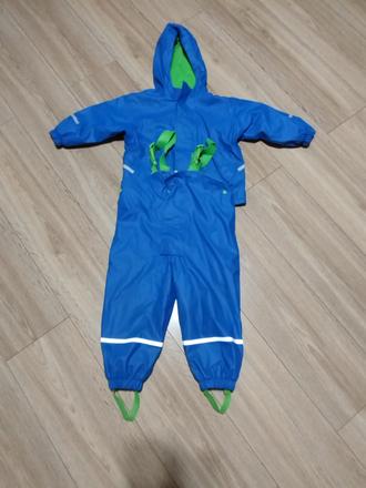 Oblečenie do dažďa, 92