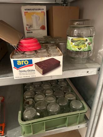 Zavaraninove pohare s vickami,