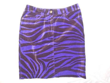 Luxusna zamatova sukna, 36