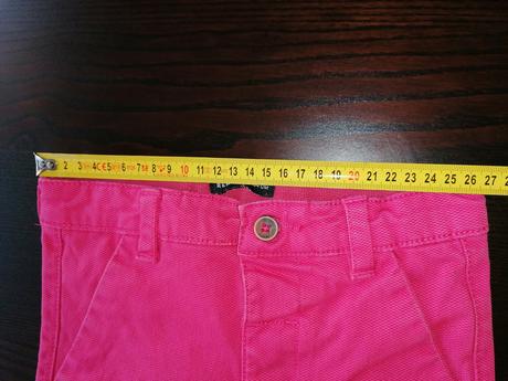 Elegantné kratasky, reserved,104