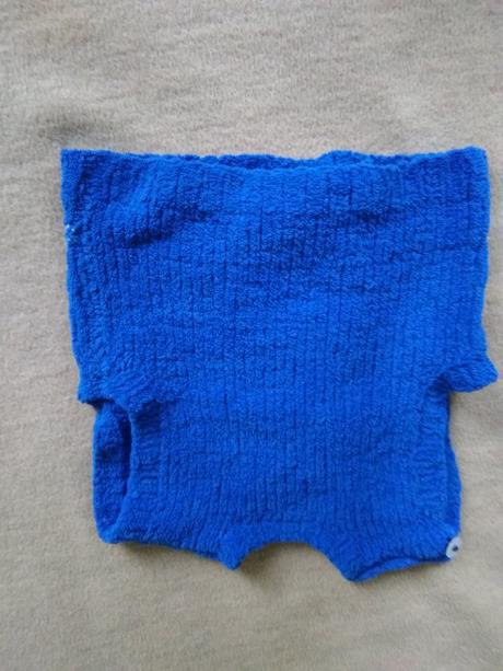 Pletená teplá vesta, 92