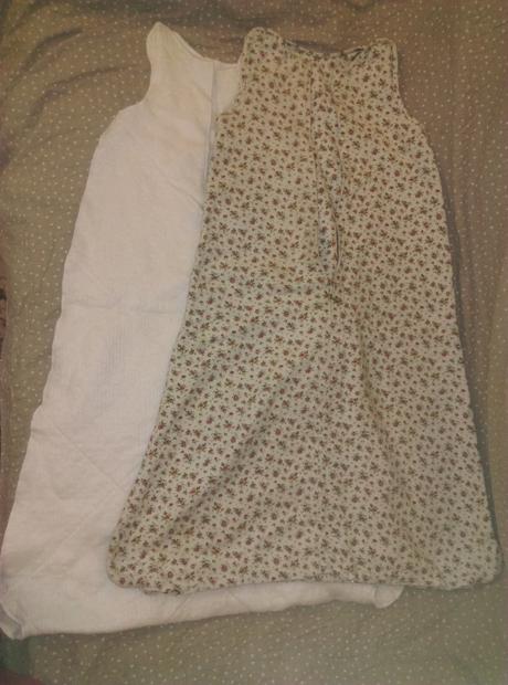 Spací vak s vyberatelnym zateplenim,