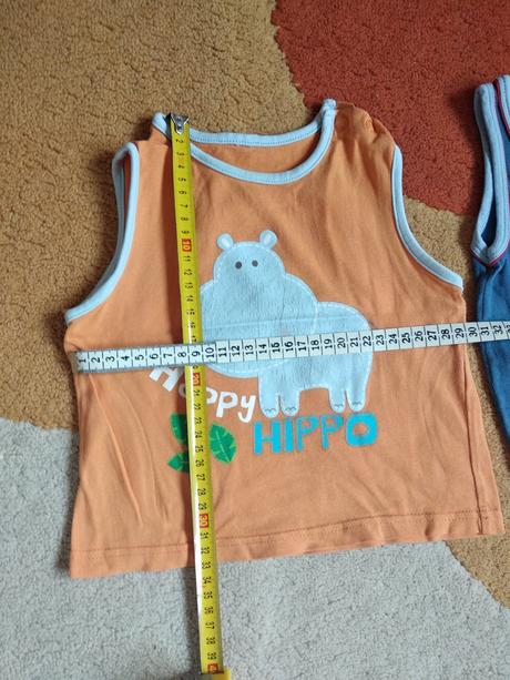 2 ks detské tričká, 98