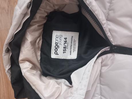 Dievčenská bunda, 158