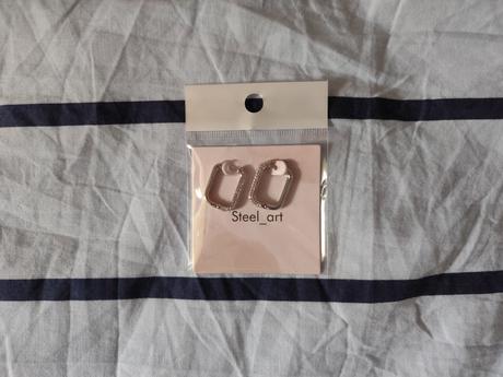 Náhrdelník, náramok, náušnice, prsteň, prívesok, 